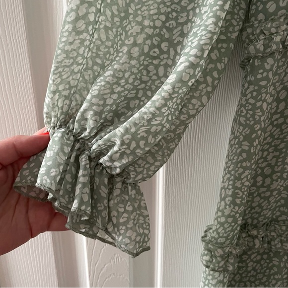 Leopard Print Backless Ruffle Dress - Picture 10 of 13